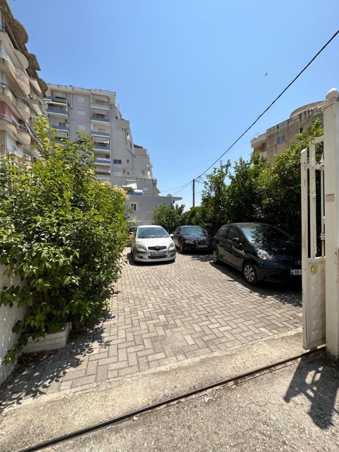Henfjor & Sarande